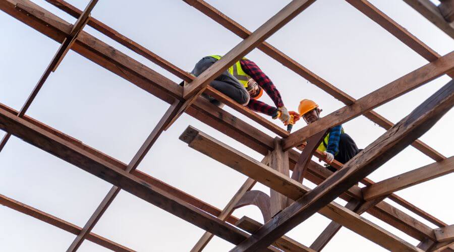 Expert Emergency Roof Repairs services in Charlotte, TN